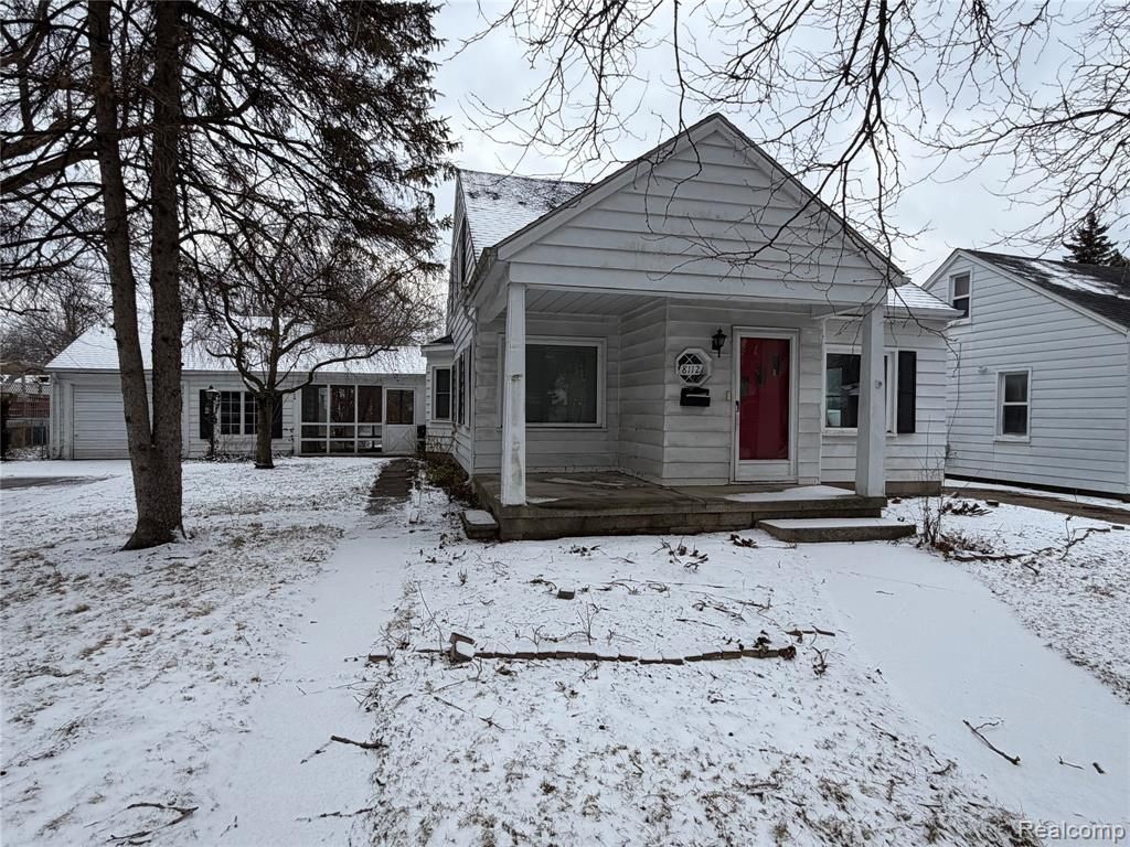 8112 Dale , Center Line, MI 48015 Main Photo