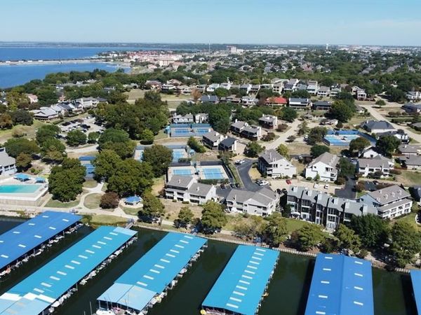 295 Victory Lane , Rockwall, TX 75032