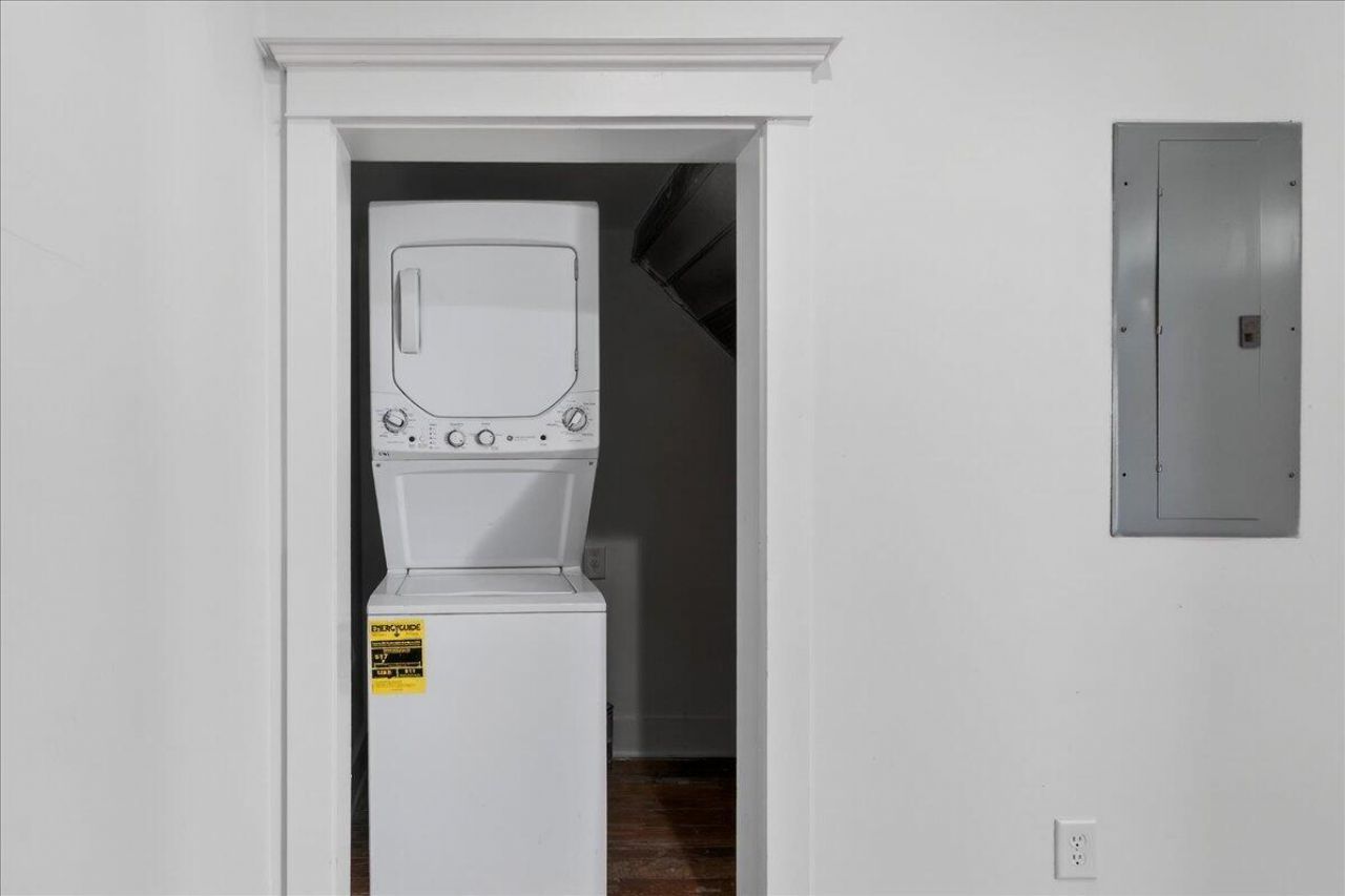 66 America Street Photo 29