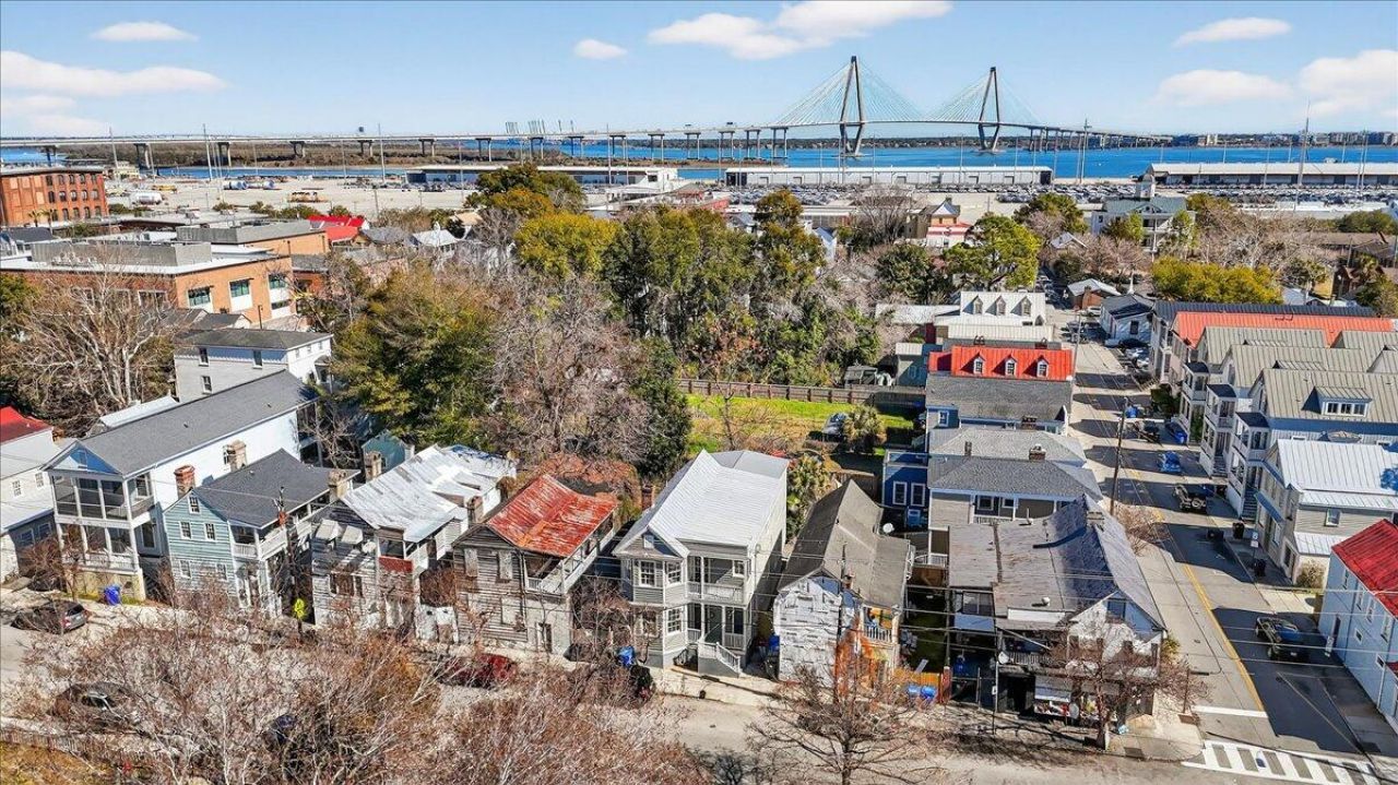 66 America Street Photo 45