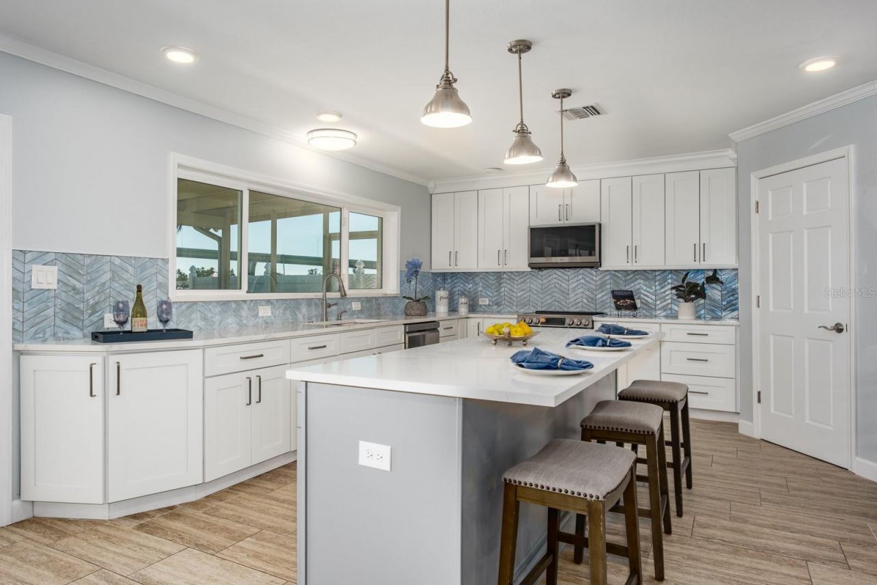 590 Belle Point Drive, Saint Pete Beach, FL 33706 Photo