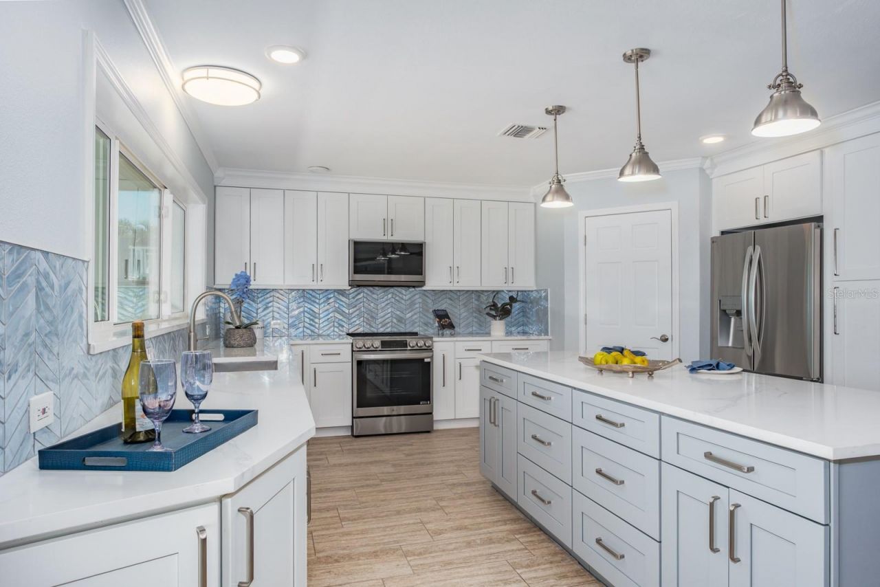 590 Belle Point Drive, Saint Pete Beach, FL 33706 Photo