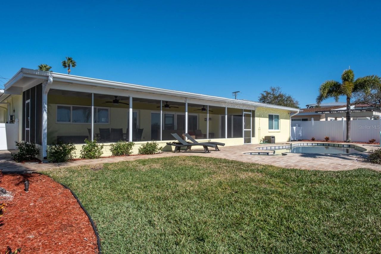 590 Belle Point Drive, Saint Pete Beach, FL 33706 Photo