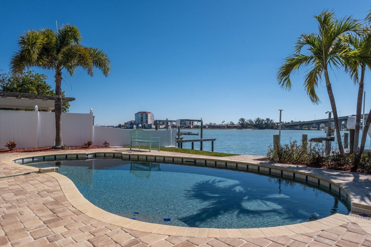 590 Belle Point Drive, Saint Pete Beach, FL 33706 Photo