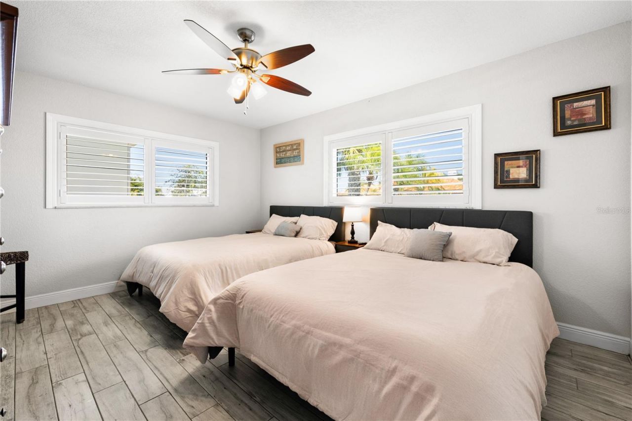 6129 Leeland Street S, Saint Petersburg, FL 33715 Photo