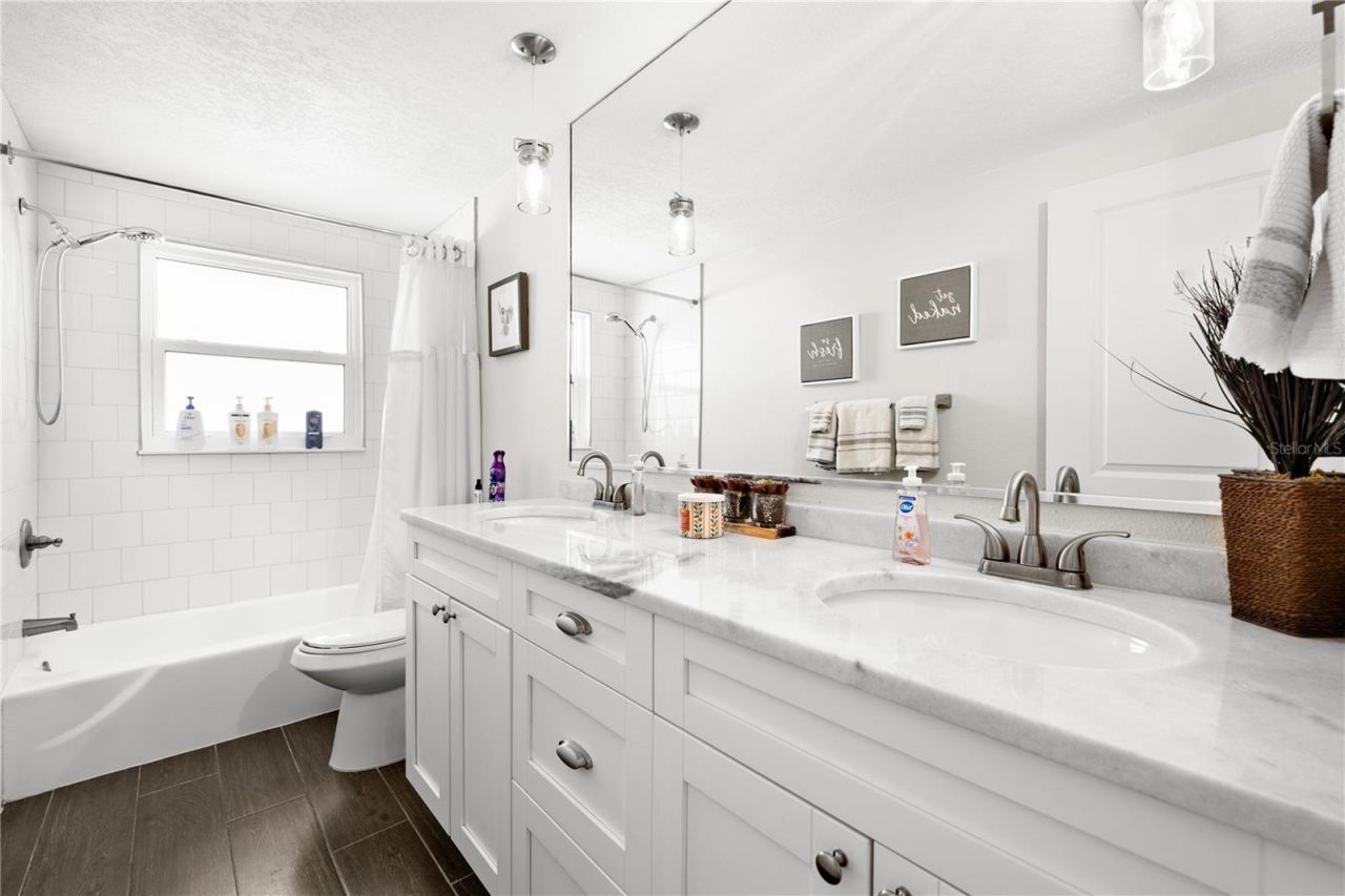 6129 Leeland Street S, Saint Petersburg, FL 33715 Photo