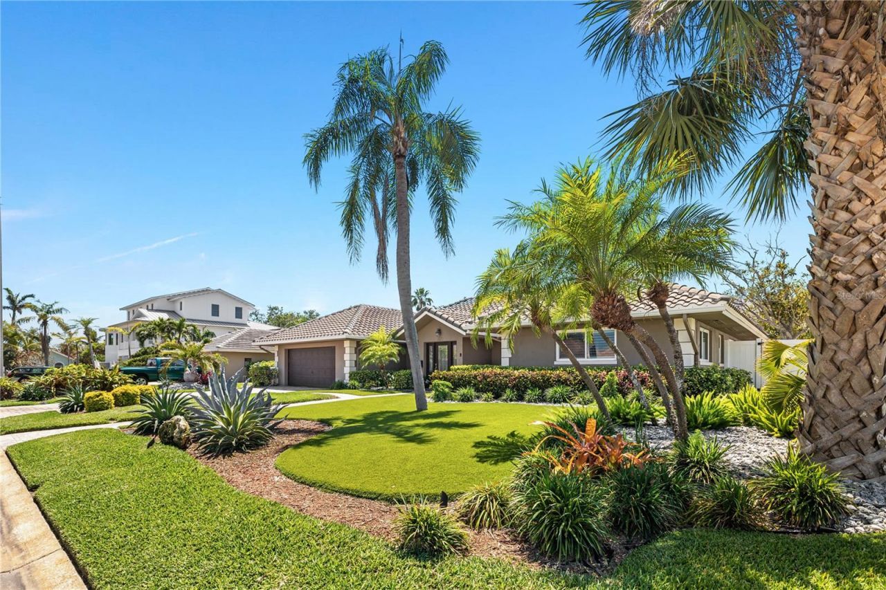 6129 Leeland Street S, Saint Petersburg, FL 33715 Photo