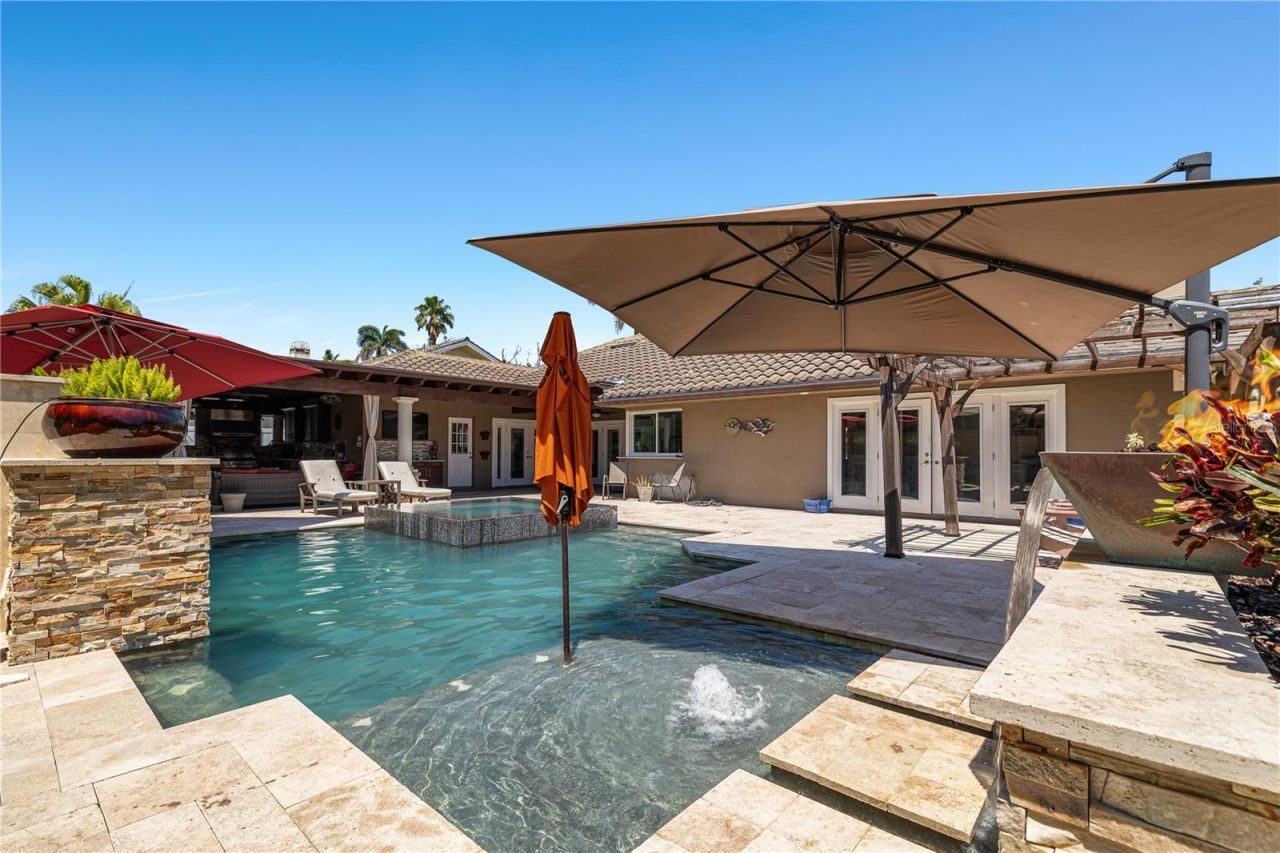 6129 Leeland Street S, Saint Petersburg, FL 33715 Photo