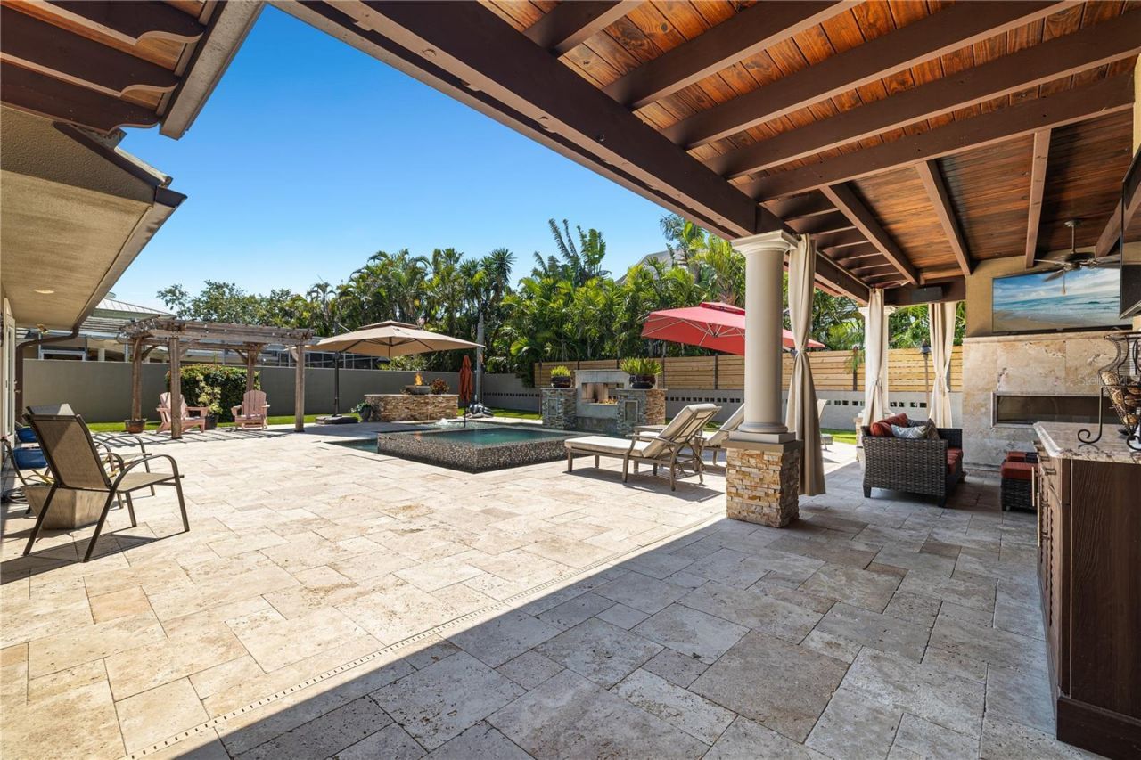 6129 Leeland Street S, Saint Petersburg, FL 33715 Photo