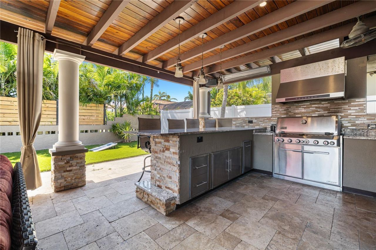 6129 Leeland Street S, Saint Petersburg, FL 33715 Photo