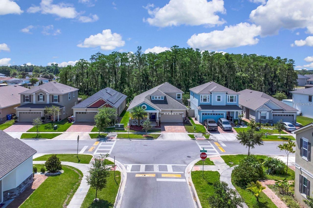 2487 Empress Drive , Kissimmee, FL 34741 Photo