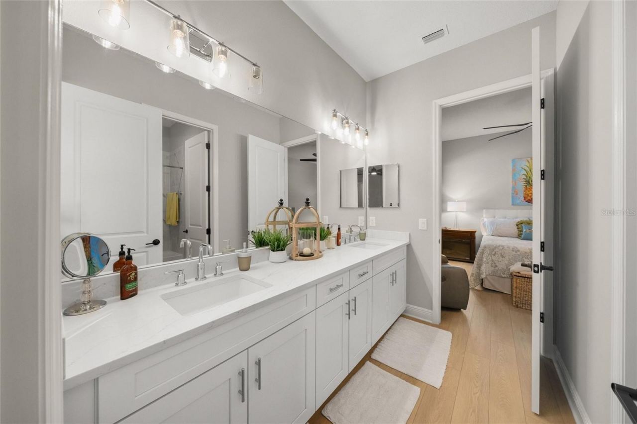 10345 Canaveral Circle, Sarasota, FL 34241 Photo