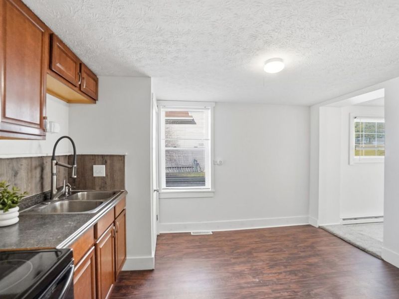 320 Walker Street, Bellefontaine, OH 43311 Photo 14