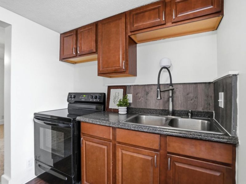 320 Walker Street, Bellefontaine, OH 43311 Photo 16