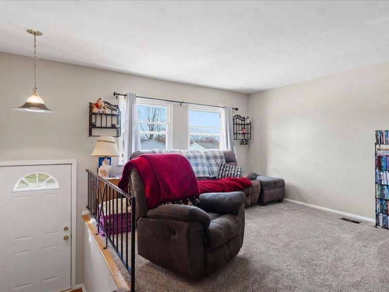 4024 Raymond Drive, Enon, OH 45323 Photo 8