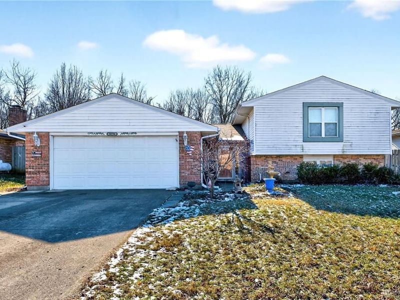 5770 Charlesgate Road, Dayton, OH 45424 Photo 1