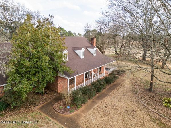 617 S Wedgewood Road, Starkville, MS 39759