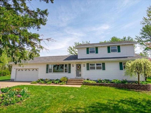 4726 Baxter Road, Cottage Grove, WI 53527