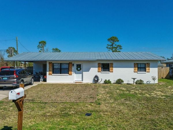 412 W 18th Court , Lynn Haven, FL 32444