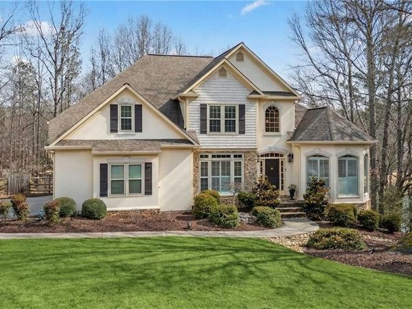 50 Lakecrest Circle, Suwanee, GA 30024
