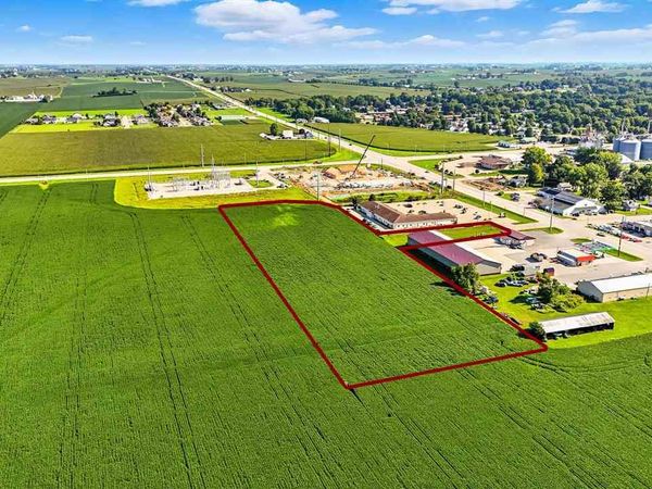6 Acres M/L Parcel Q 1st Street, Kalona, IA 52247