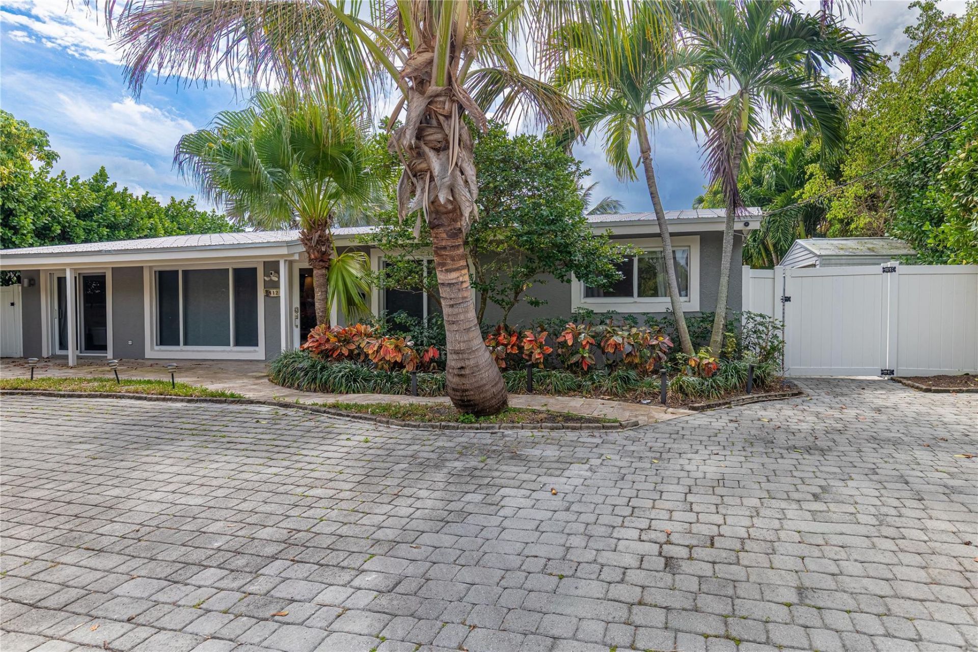 1412 NE 57th Court, Fort Lauderdale, FL 33334 Photo