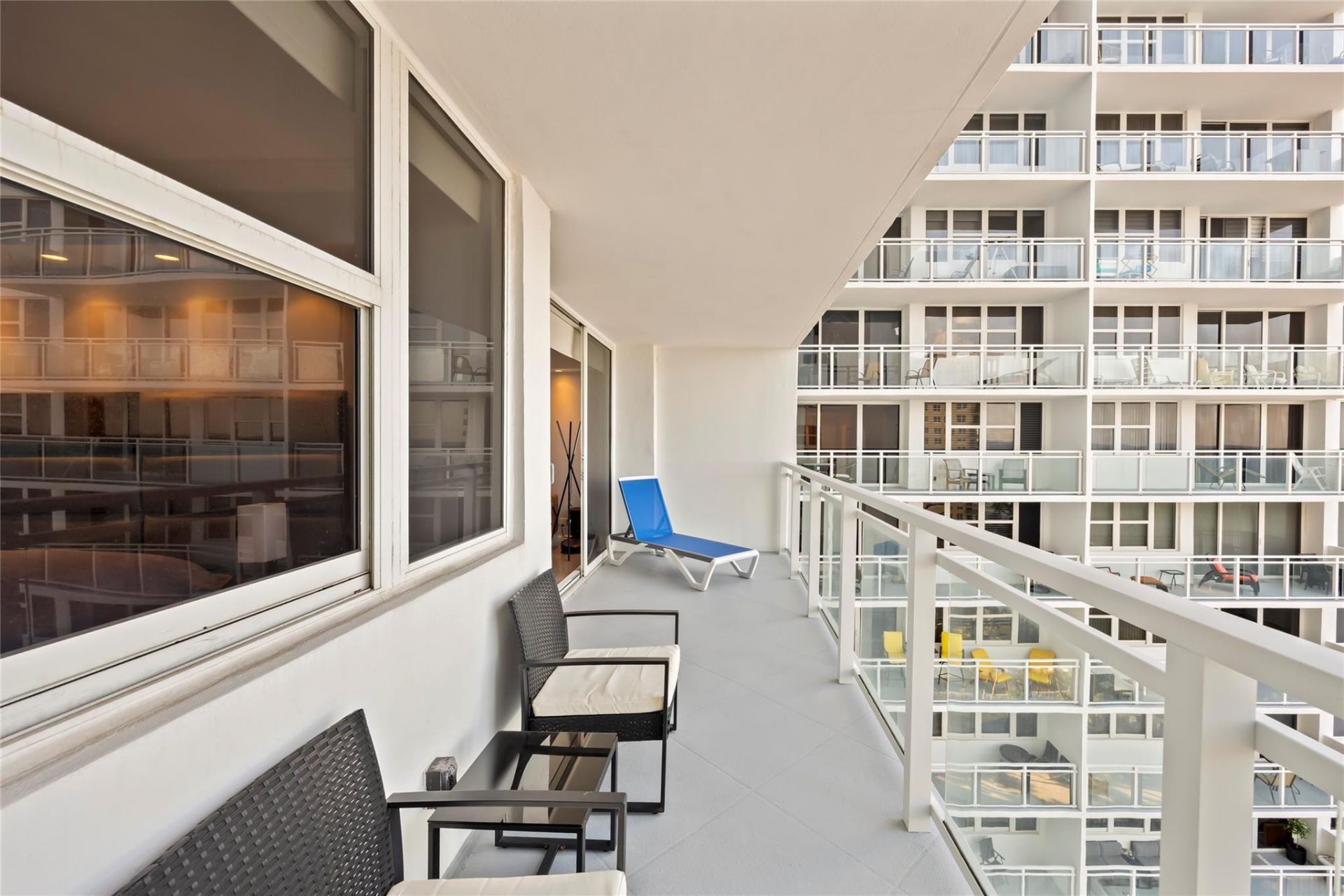 2030 S Ocean Drive, Unit 1216, Hallandale Beach, FL 33009 Photo