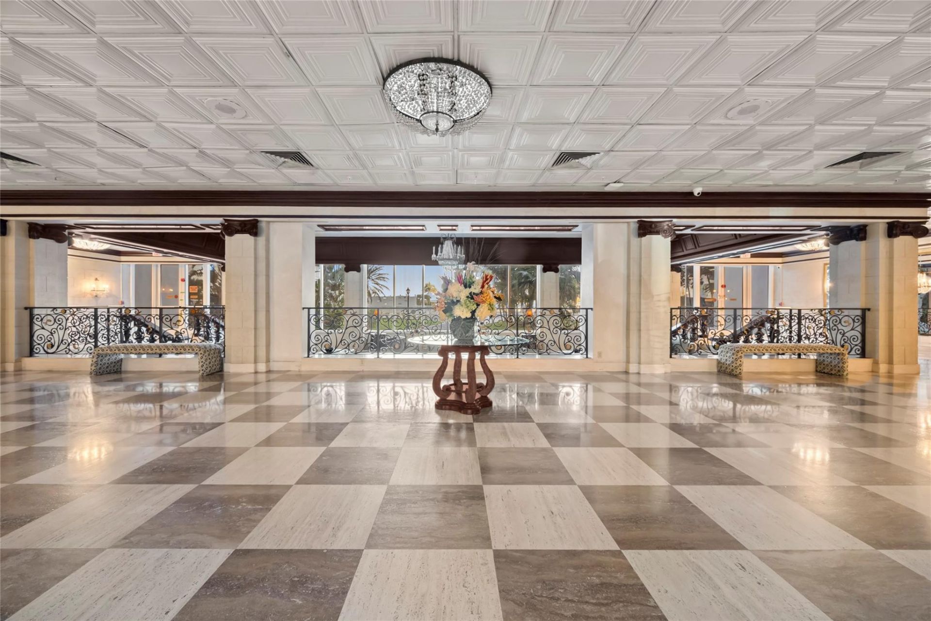 2030 S Ocean Drive, Unit 1216, Hallandale Beach, FL 33009 Photo