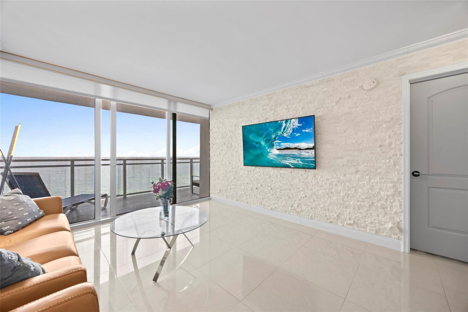 2030 S Ocean Drive, Unit 1216, Hallandale Beach, FL 33009 Photo