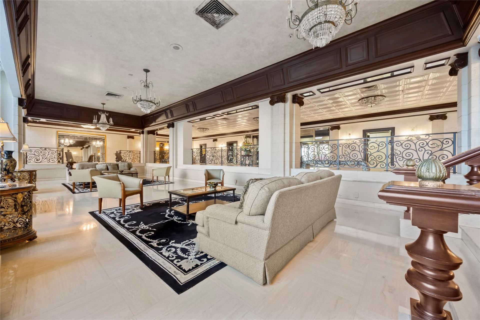 2030 S Ocean Drive, Unit 1216, Hallandale Beach, FL 33009 Photo