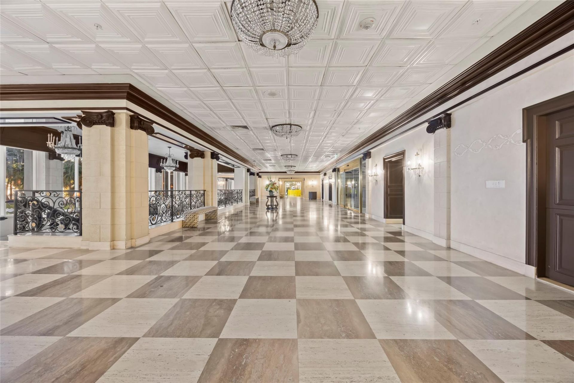 2030 S Ocean Drive, Unit 1216, Hallandale Beach, FL 33009 Photo