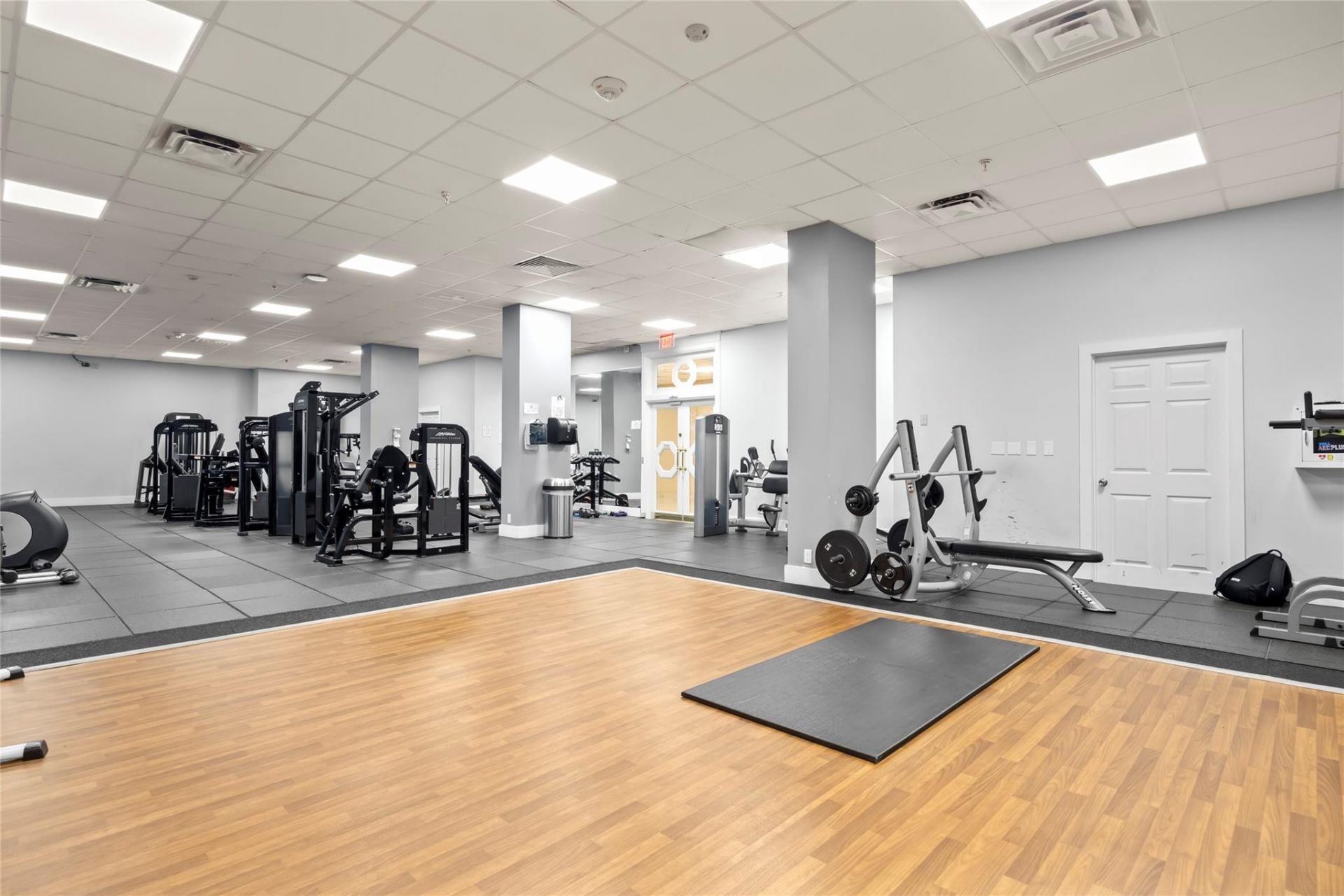 2030 S Ocean Drive, Unit 1216, Hallandale Beach, FL 33009 Photo