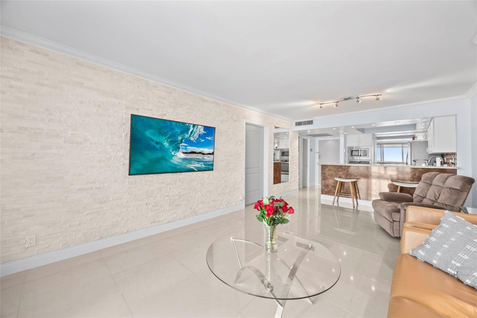 2030 S Ocean Drive, Unit 1216, Hallandale Beach, FL 33009 Photo