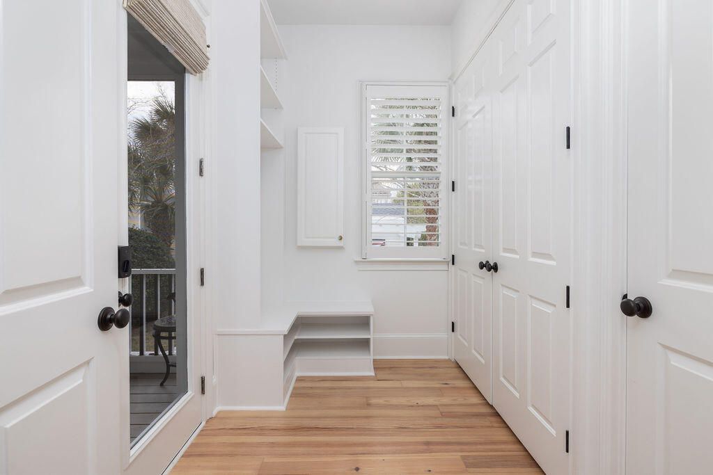 281 N Shelmore Boulevard Photo 17