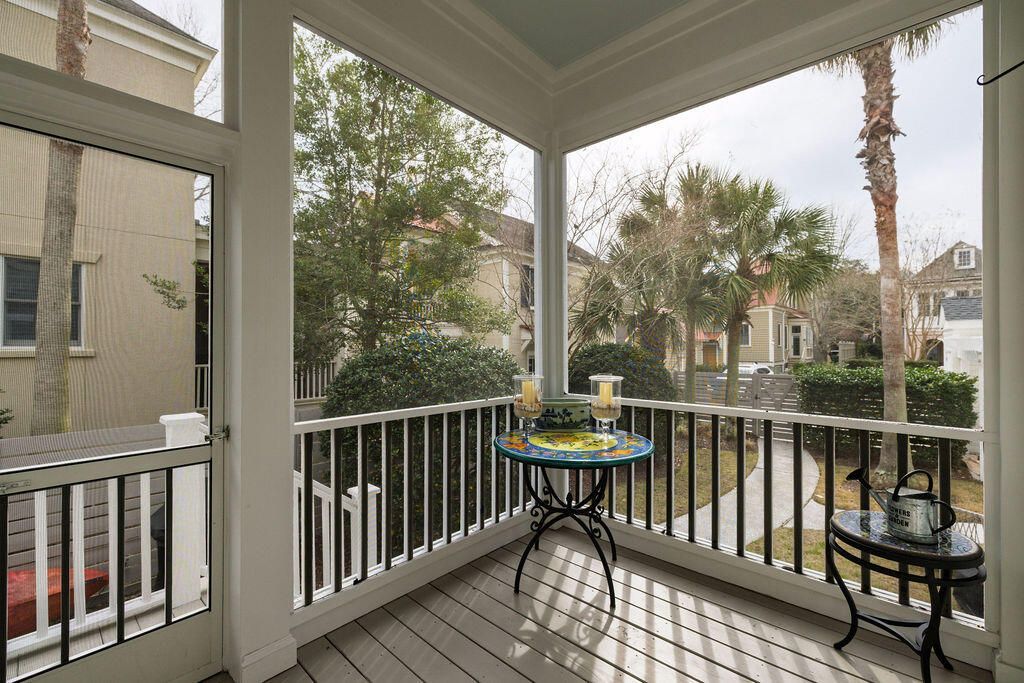 281 N Shelmore Boulevard Photo 19