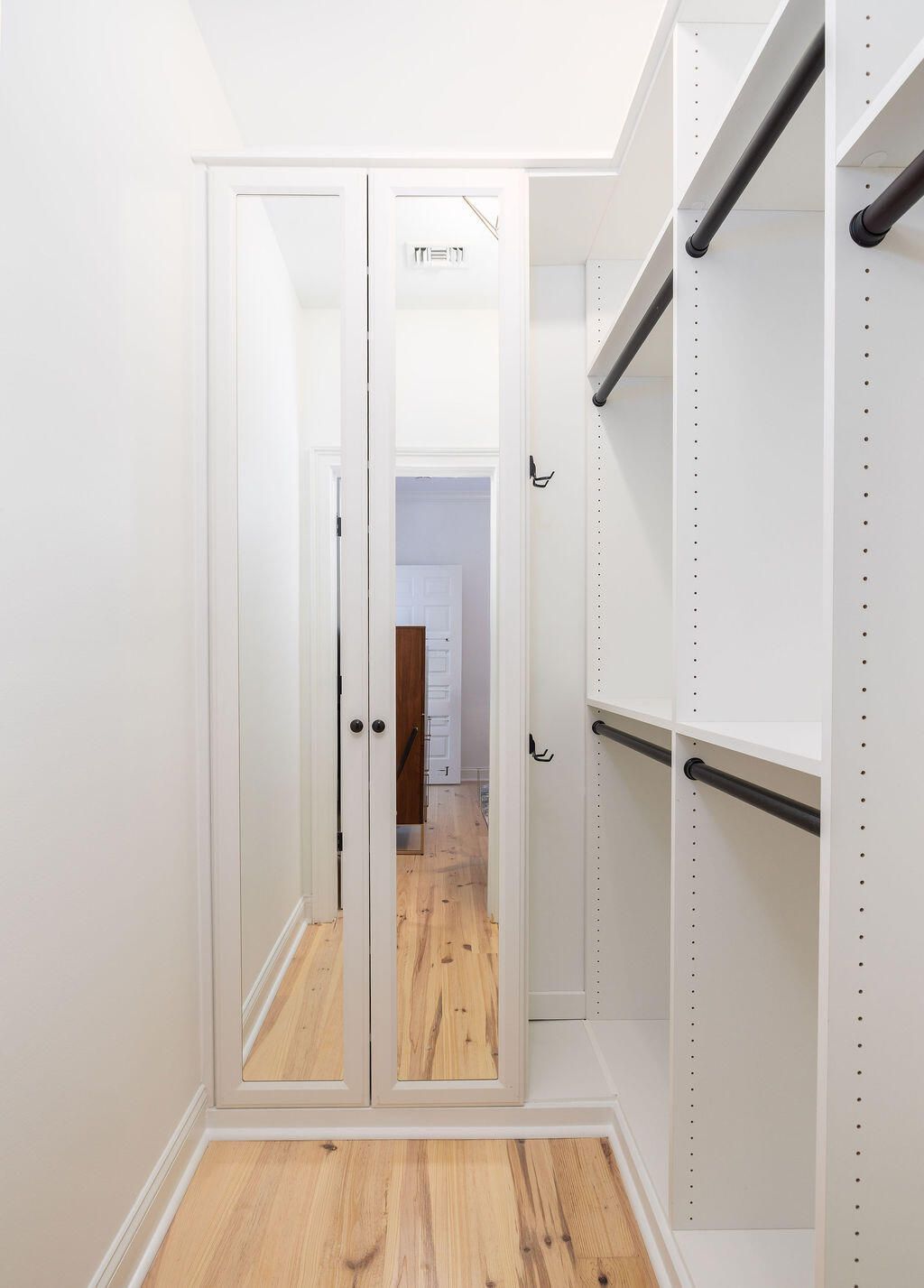 281 N Shelmore Boulevard Photo 29