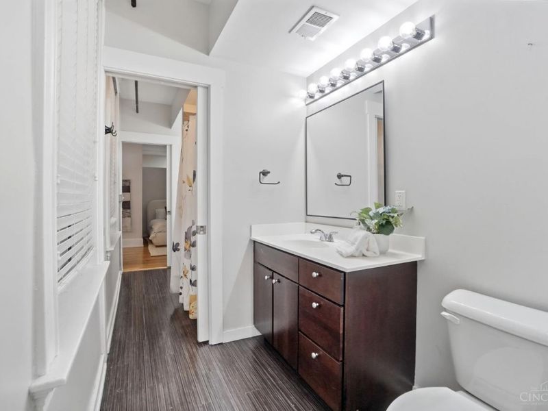 1415 Vine Street, Unit 305, Cincinnati, OH 45202 Photo 16