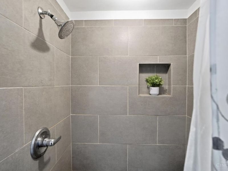 1415 Vine Street, Unit 305, Cincinnati, OH 45202 Photo 18