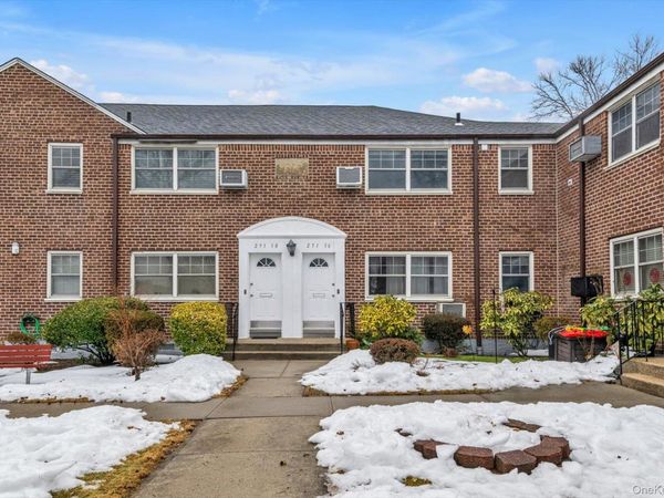 251-16 58th Avenue, Unit #25-1, Little Neck, NY 11362