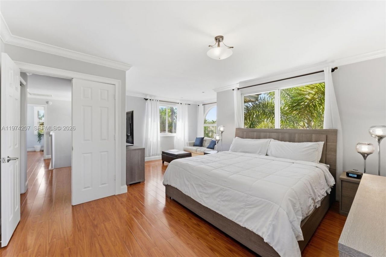 1521 NW 178th Ter, Pembroke Pines, FL 33029 Photo