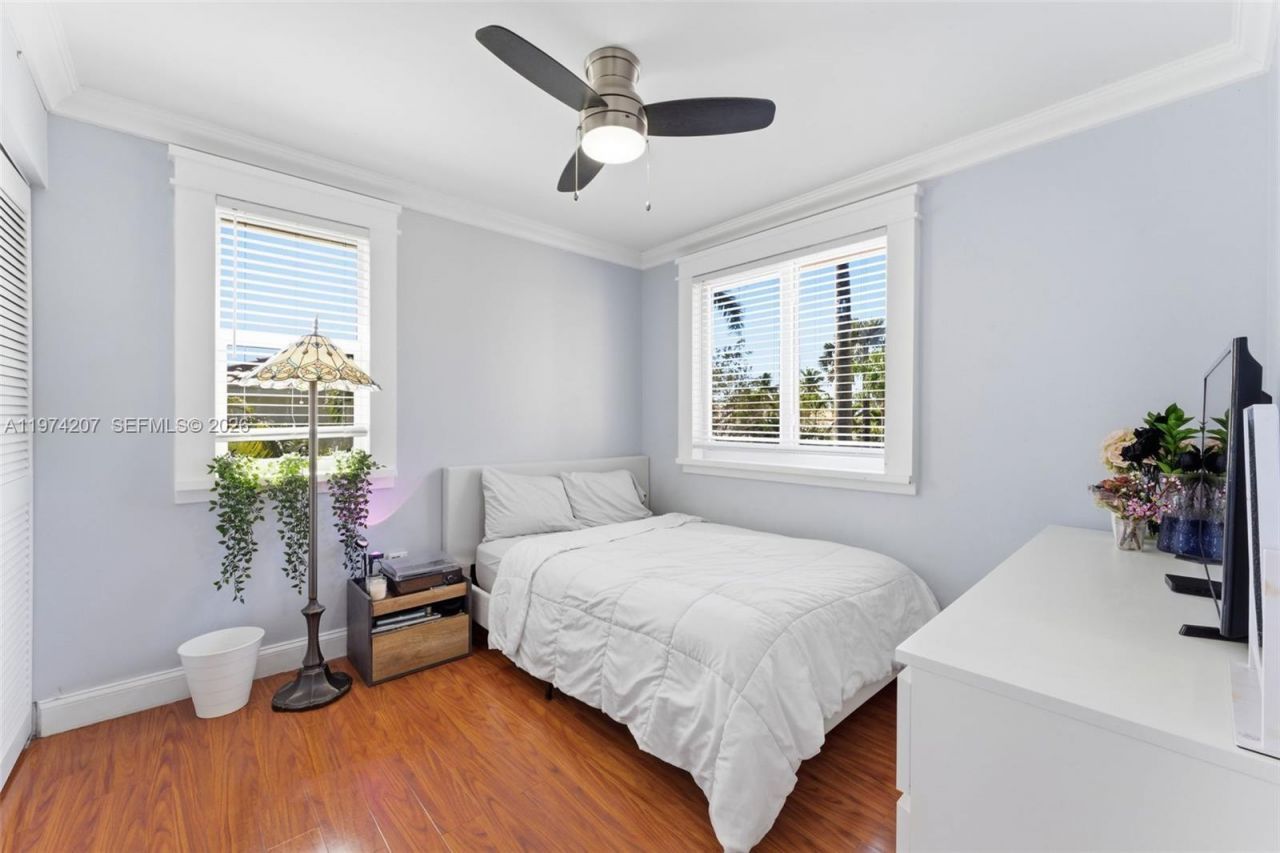 1521 NW 178th Ter, Pembroke Pines, FL 33029 Photo