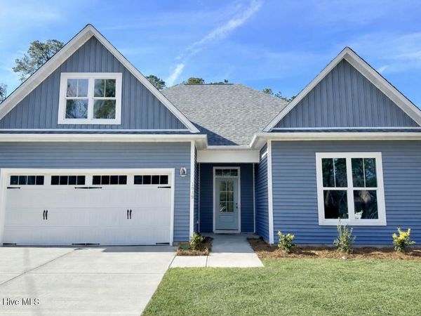 55 N Bandwheel Way, Hampstead, NC 28443