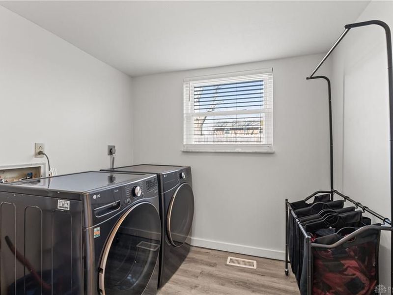 5917 Longford Road, Huber Heights, OH 45424 Photo 22