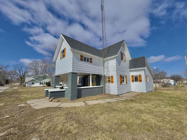 140 E Commerce Street, Macy, IN 46951