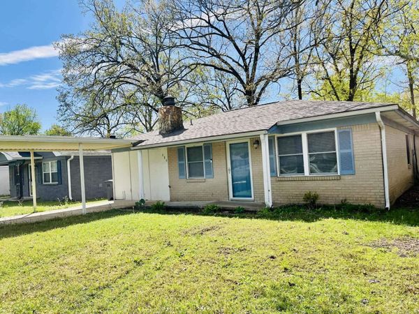 404 SE First Street, Bryant, AR 72022