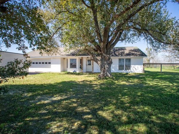 1916 S Hwy 14, Groesbeck, TX 76642