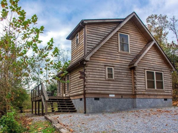 820 Crest View Drive, Gatlinburg, TN 37738