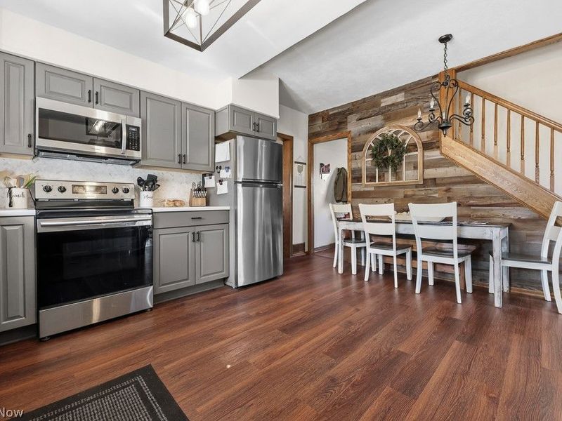 6686 Mahoning Avenue NE, Alliance, OH 44601 Photo 9