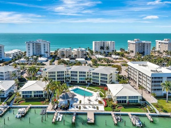 2850 Gulf Shore BLVD N, Unit 201, NAPLES, FL 34103