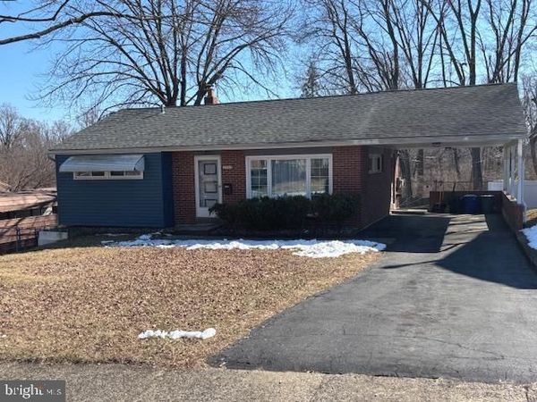 2213 S LEE LANE, ASTON, PA 19014